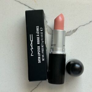 MAC Cosmetics Satin Lipstick - Pink Nude - Playing Koi